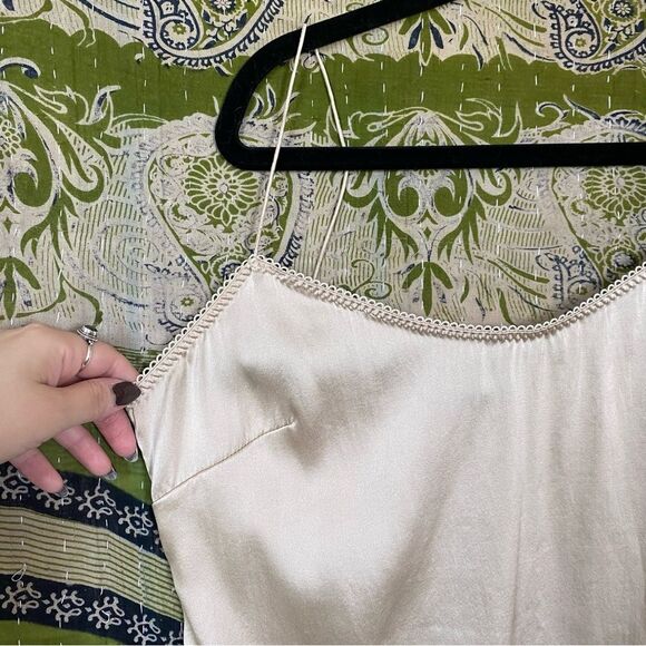 Vintage Y2K Elie Tahari Tan Silk Camisole Size Small - Picture 3 of 13